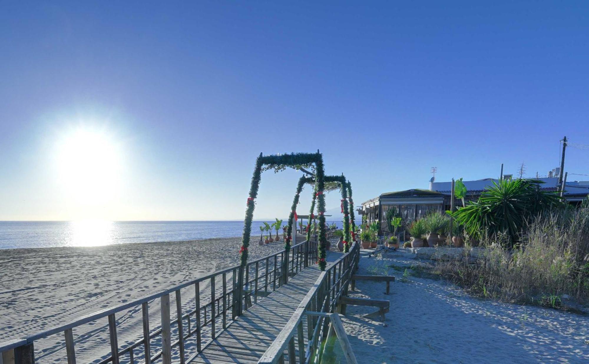 1104 First Line Beach Apartment Golden Beach Pool มาร์เบยา ภายนอก รูปภาพ